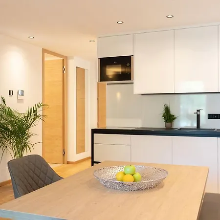 Nice Living Neue: Modern Apartments in Brixen's Heart with Free Brixencard Exterior photo