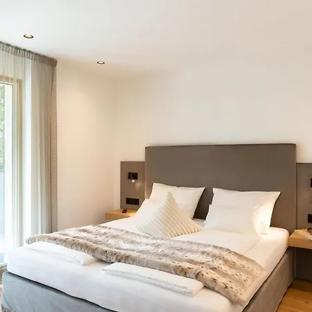 Nice Living Neue: Modern Apartments in Brixen's Heart with Free Brixencard Exterior photo
