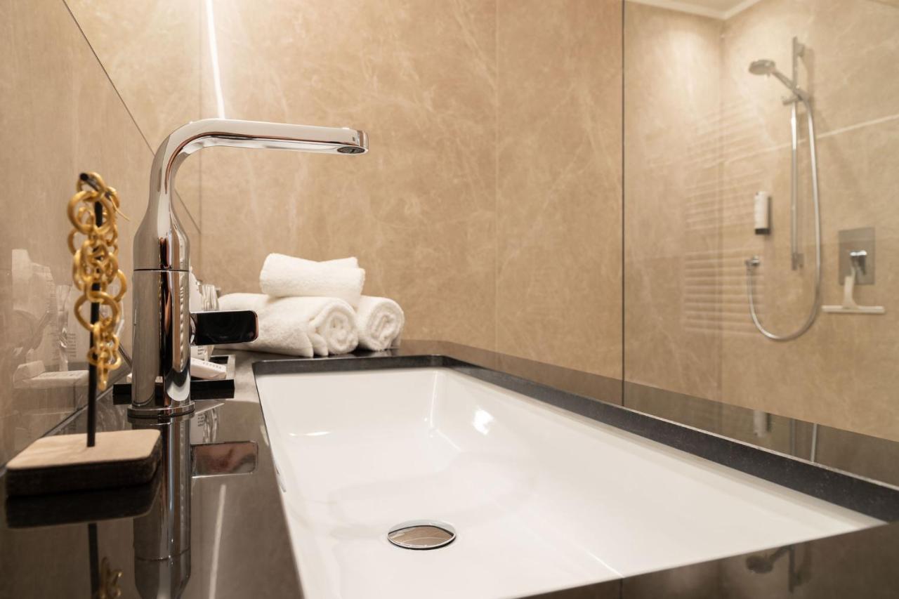 Living Neue: Modern In Brixen's Heart With Free Brixencard Bressanone